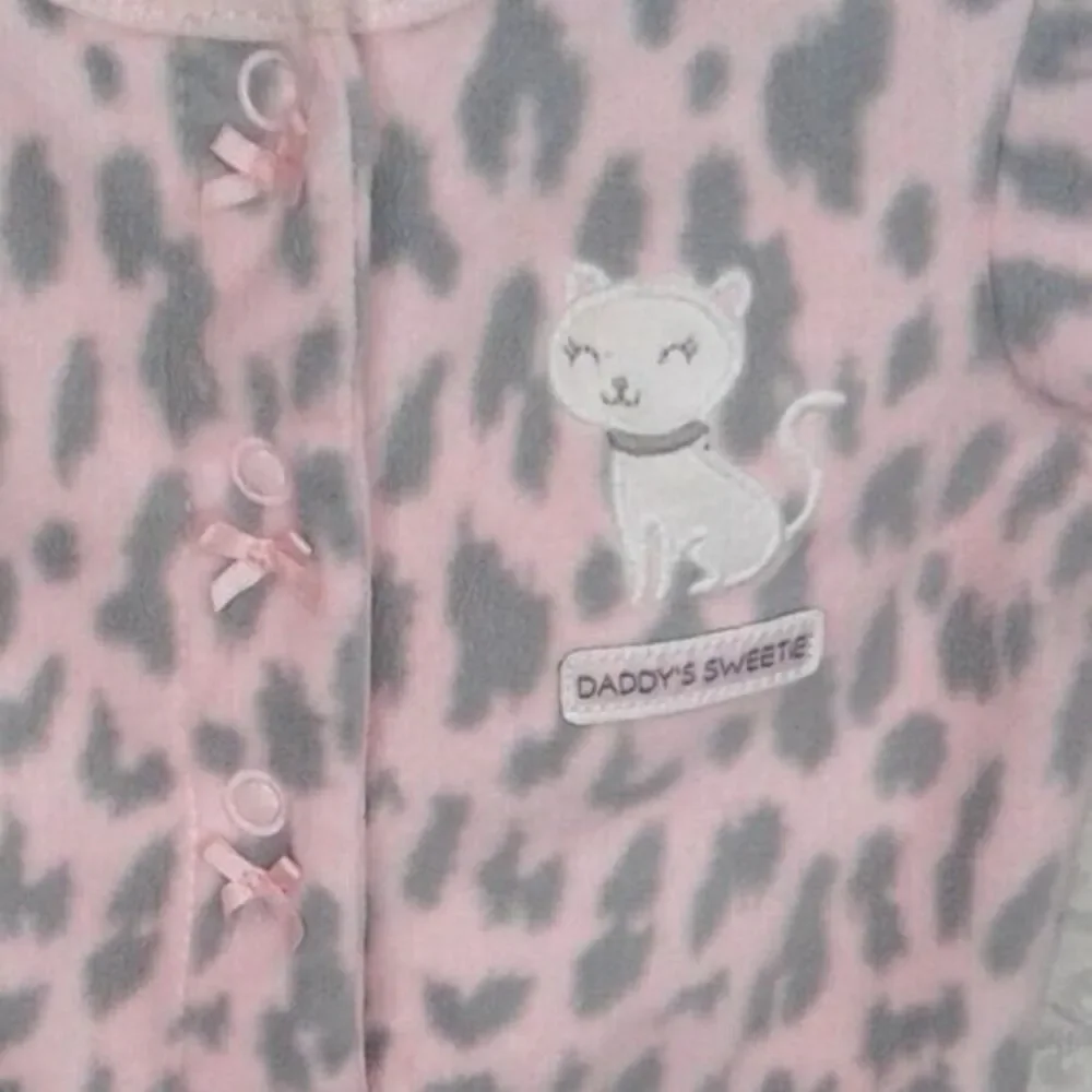 Carter's Girls 3M Footed Fleece Animal Print Sleeper Daddy'sGirl Pink Grey Kitty